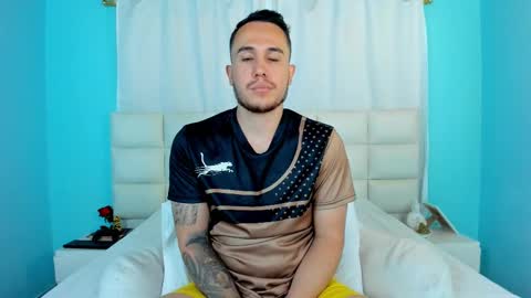 Juan online show from October 2025 10:05:01 PM