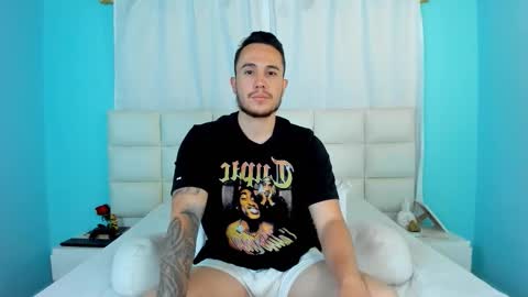 Juan online show from October 2025 10:32:02 PM