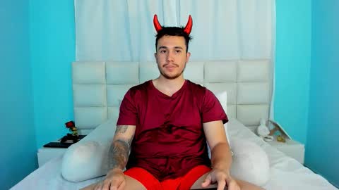 Juan online show from October 2025 11:27:01 PM