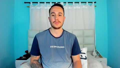 Juan online show from November 2025 08:42:02 PM