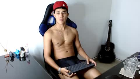 JuanDa online show from January 2025 03:33:01 AM