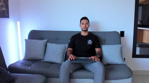 juan_muscle online show from June 2026 10:56:02 PM