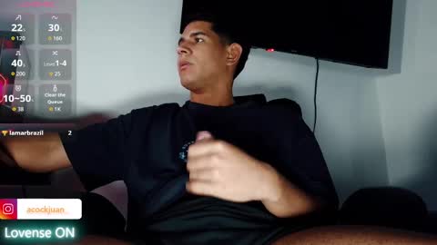 Snapshot of juanacock_2 chatting on October 2025 01:23:01 AM Juan online show from October 2025 01:23:01 AM