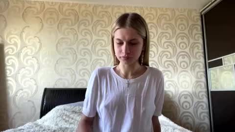 Lola online show from May 2026 06:32:01 AM