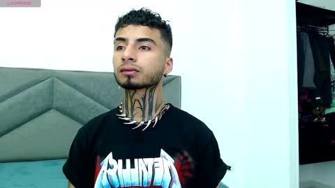 juancamilo66_ online show from March 2025 03:45:01 AM