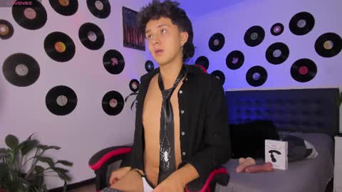 juandaaa__ online show from July 2026 05:21:02 AM