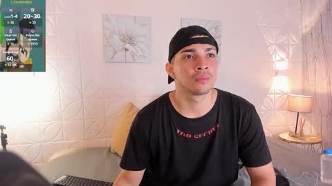 Snapshot of juandiamonds chatting on November 2025 01:22:01 PM Juan David online show from November 2025 01:22:01 PM