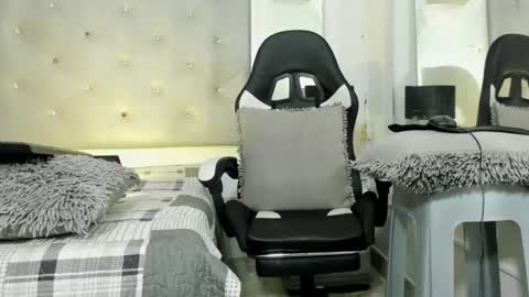 Juan Diego Uribe online show from February 2025 02:30:01 PM