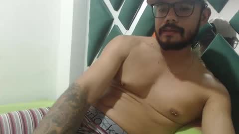 Snapshot of juanfe_style chatting on September 2025 06:24:02 AM juanfe_style online show from September 2025 06:24:02 AM