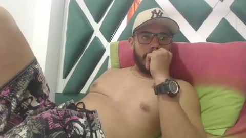 Snapshot of juanfe_style chatting on September 2025 08:57:01 PM juanfe_style online show from September 2025 08:57:01 PM