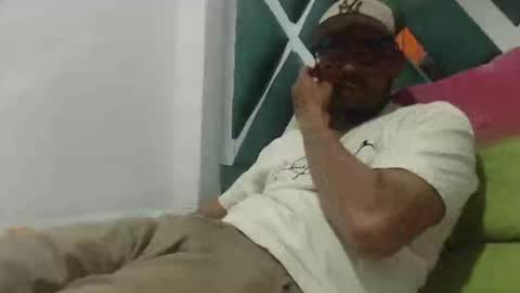 Snapshot of juanfe_style chatting on September 2025 11:54:01 PM juanfe_style online show from September 2025 11:54:01 PM