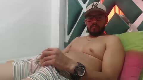 Snapshot of juanfe_style chatting on October 2025 02:01:01 PM juanfe_style online show from October 2025 02:01:01 PM