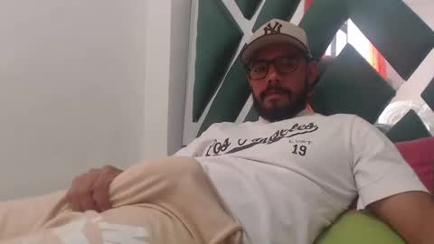 Snapshot of juanfe_style chatting on October 2025 06:06:01 PM juanfe_style online show from October 2025 06:06:01 PM