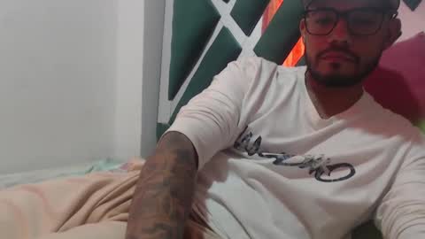 Snapshot of juanfe_style chatting on October 2025 05:45:02 PM juanfe_style online show from October 2025 05:45:02 PM