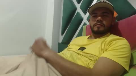 Snapshot of juanfe_style chatting on October 2025 05:51:02 AM juanfe_style online show from October 2025 05:51:02 AM