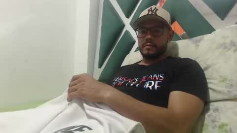 Snapshot of juanfe_style chatting on November 2025 03:38:02 AM juanfe_style online show from November 2025 03:38:02 AM