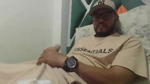 Snapshot of juanfe_style chatting on December 2025 03:48:01 AM juanfe_style online show from December 2025 03:48:01 AM