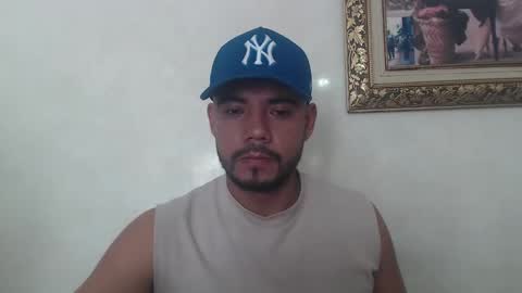Snapshot of juanfe_style chatting on May 2026 04:46:01 PM juanfe_style online show from May 2026 04:46:01 PM