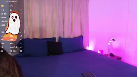 Blue online show from October 2025 04:27:02 PM