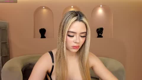 Juanita Clay online show from July 2026 05:42:02 PM