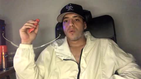 juannvalencia11 online show from May 2026 05:57:02 AM
