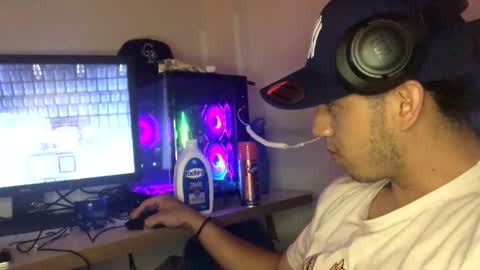 juannvalencia11 online show from May 2026 03:26:01 AM