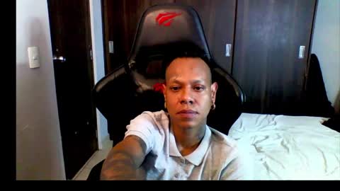 juanpt69 online show from May 2026 03:34:01 AM