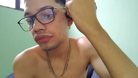 juansuarez204 online show from January 2025 03:37:02 PM