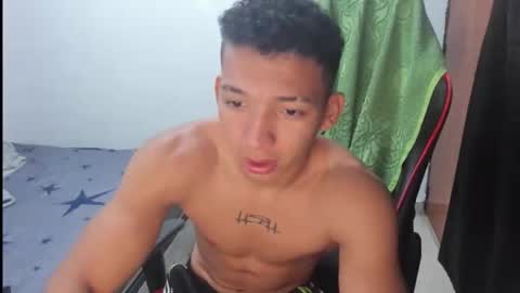 juansw66 online show from December 2025 05:46:02 AM