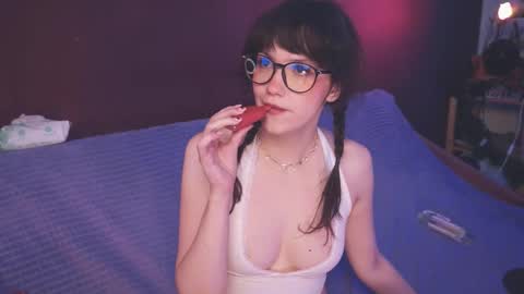 Snapshot of juby_yubi chatting on December 2024 04:50:01 PM Arina online show from December 2024 04:50:01 PM