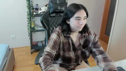 Aoi online show from February 2025 05:04:02 PM