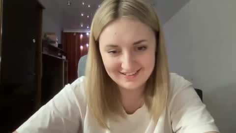 Snapshot of judevalenti chatting on February 2025 04:59:01 PM JudeValenti online show from February 2025 04:59:01 PM