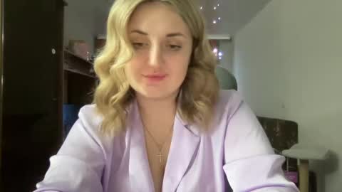 Snapshot of judevalenti chatting on March 2025 04:44:02 PM JudeValenti online show from March 2025 04:44:02 PM