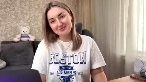 Snapshot of judevalenti chatting on October 2025 05:10:01 AM JudeValenti online show from October 2025 05:10:01 AM