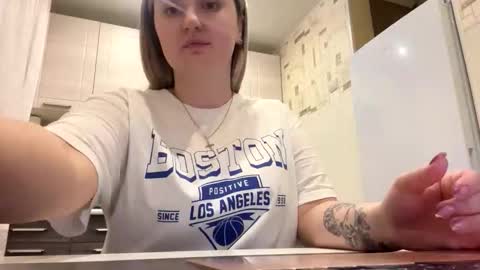 Snapshot of judevalenti chatting on October 2025 06:08:02 PM JudeValenti online show from October 2025 06:08:02 PM