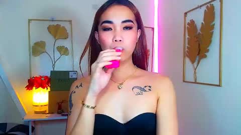 EloiseMoree online show from January 2026 10:20:02 AM