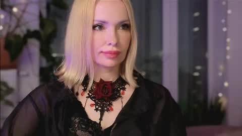 Goddess Julia online show from July 2026 05:39:01 PM