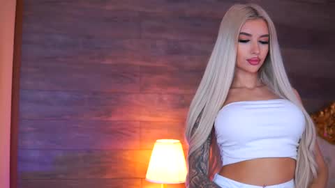 Jessye online show from November 2025 08:47:02 PM