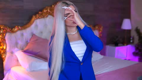 Jessye online show from November 2025 09:19:01 PM