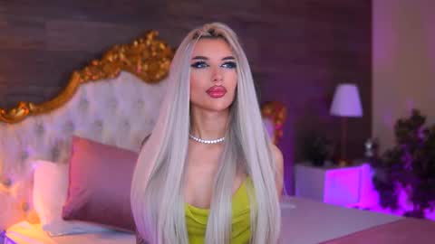 Jessye online show from December 2025 09:32:02 PM