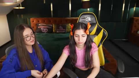 Elza online show from March 2026 11:49:01 AM