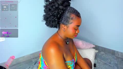 Snapshot of juicy_sky chatting on May 2026 05:48:01 AM Your Paradise online show from May 2026 05:48:01 AM