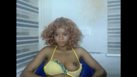 Snapshot of juicynpinkx chatting on March 2026 01:44:02 AM juicynpinkx online show from March 2026 01:44:02 AM