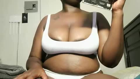 Snapshot of juicyslurrt chatting on December 2025 10:52:01 PM juicyslurrt online show from December 2025 10:52:01 PM