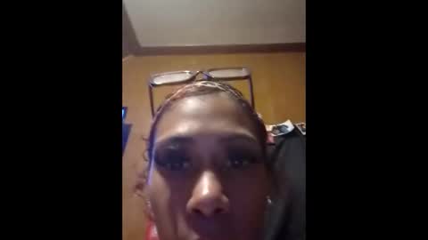 Snapshot of juicyslutx chatting on December 2025 08:36:02 PM juicyslutx online show from December 2025 08:36:02 PM