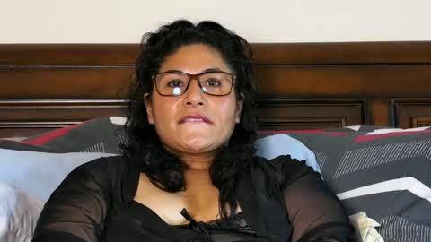 Snapshot of juicyteacher chatting on October 2025 12:52:01 AM Juicy Teacher online show from October 2025 12:52:01 AM