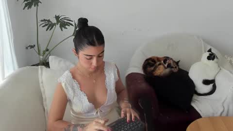 Andry but call me yulieth online show from January 2026 05:07:02 PM