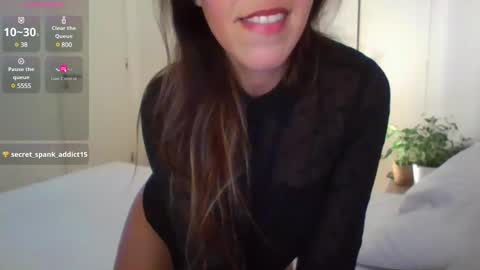 Snapshot of jujubaeu chatting on February 2025 11:13:02 PM Juju online show from February 2025 11:13:02 PM