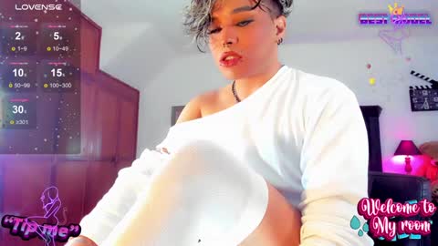 Snapshot of jujubee_lander chatting on December 2024 01:43:02 PM Jujubee online show from December 2024 01:43:02 PM