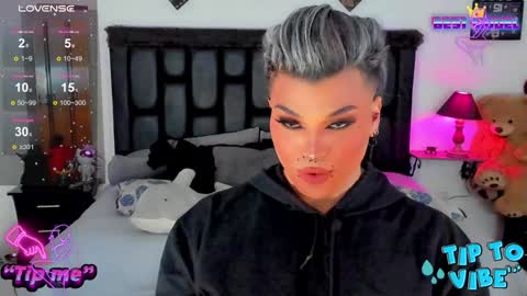 Snapshot of jujubee_lander chatting on December 2024 02:21:01 PM Jujubee online show from December 2024 02:21:01 PM